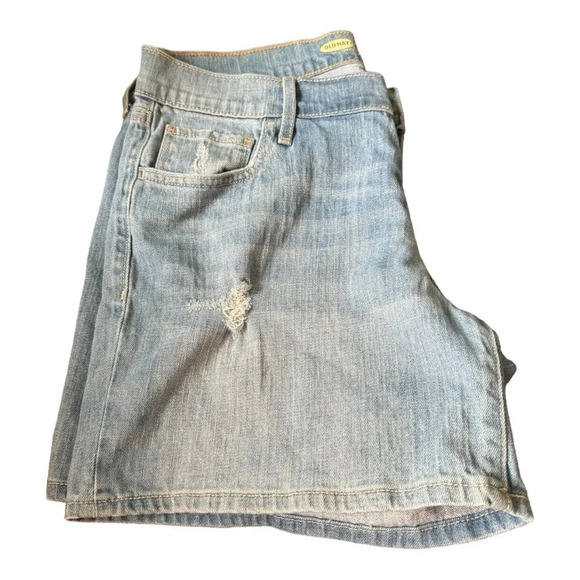 Boyfriend Shorts - Picture 2 of 6